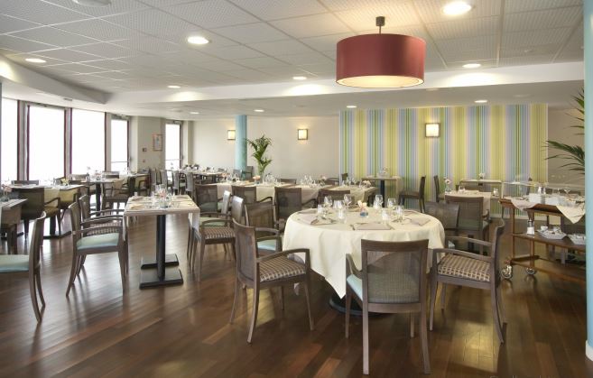  : Résidence Services Seniors DOMITYS Le Jardin Fleuri - Restaurant